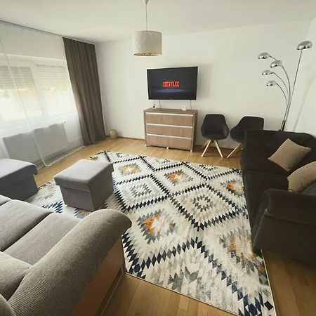 Modern Apartment With Self Check-In Temešvár Exteriér fotografie